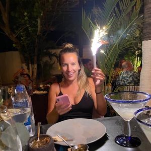 Meet your Posher, Madeline